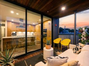 1010 W 10th ST 102, Austin TX 78703