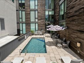 1010 W 10th ST 102, Austin TX 78703
