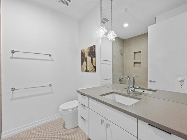1010 W 10th ST 102, Austin TX 78703