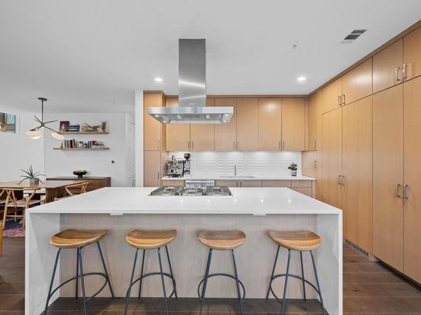 1010 W 10th ST 102, Austin TX 78703