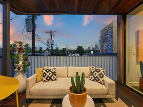 1010 W 10th ST 102, Austin TX 78703