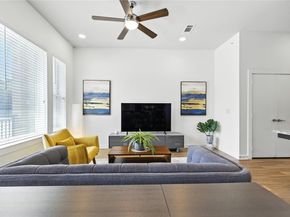 1900 Barton Springs RD 2003, Austin TX 78704