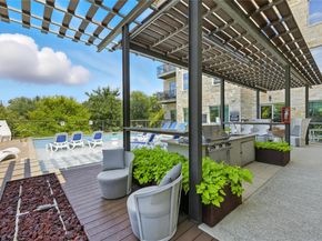 1900 Barton Springs RD 2003, Austin TX 78704