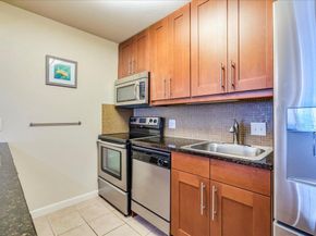 7685 Northcross DR 521, Austin TX 78757