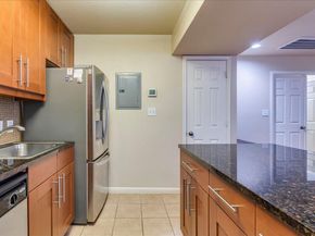 7685 Northcross DR 521, Austin TX 78757