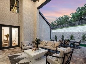 249 Jates Field BND, Liberty Hill TX 78642