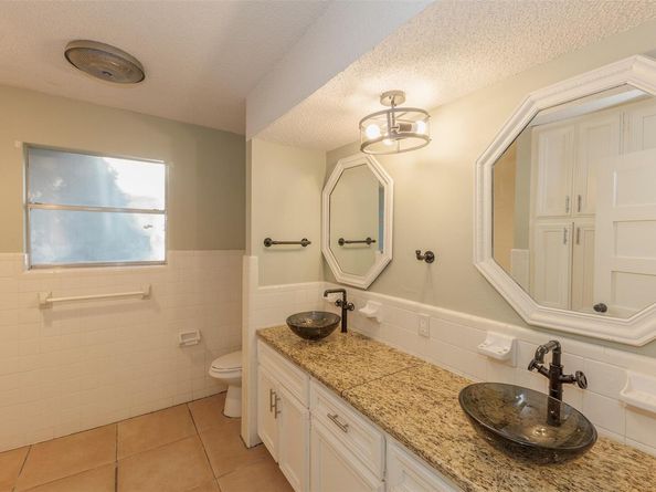 3809 Wyldwood RD, Austin TX 78739