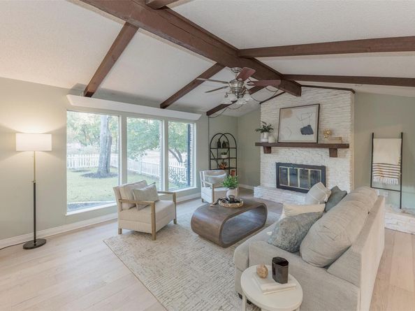 3809 Wyldwood RD, Austin TX 78739
