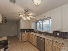 3809 Wyldwood RD, Austin TX 78739