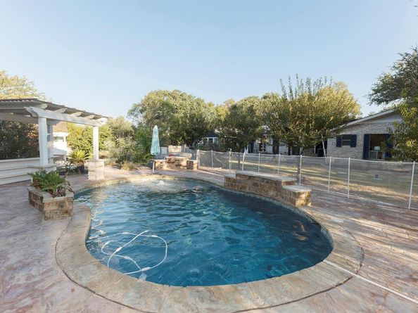 3809 Wyldwood RD, Austin TX 78739