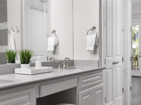 105 Cascading Water PL, Lakeway TX 78734