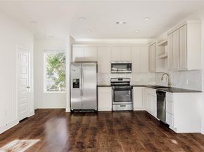 3007 E 12th ST 4, Austin TX 78702