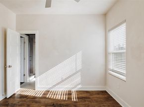 3007 E 12th ST 4, Austin TX 78702