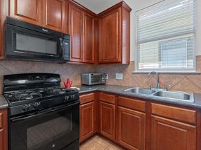 10700 Macmora RD 116, Austin TX 78758