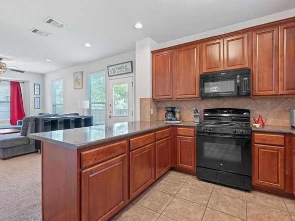 10700 Macmora RD 116, Austin TX 78758