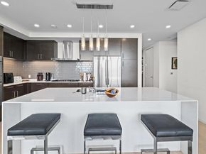 301 West Ave 2008, Austin TX 78701
