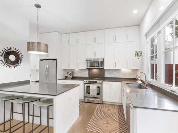 712 Cardinal LN A, Austin TX 78704