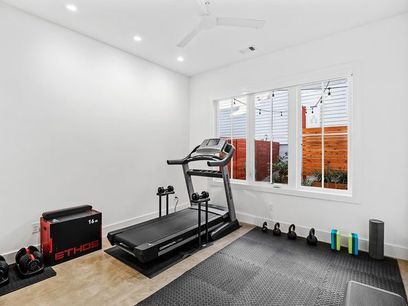 712 Cardinal LN A, Austin TX 78704