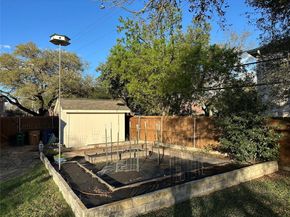 6513 Way LN, Austin TX 78739