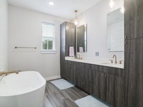 2624 Metcalfe RD 24, Austin TX 78741