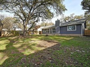915 Bodark LN, Austin TX 78745