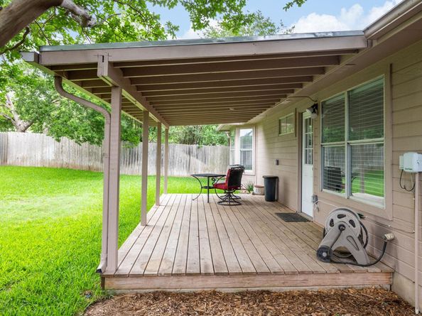 2424 Emmett PKWY, Austin TX 78728