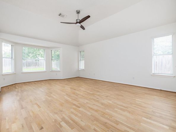 2424 Emmett PKWY, Austin TX 78728