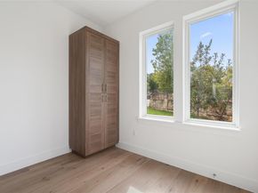 900 S 2nd ST 21, Austin TX 78704