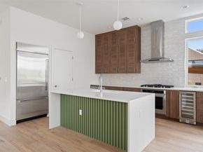 900 S 2nd ST 21, Austin TX 78704