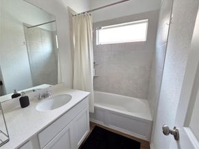 208 Wolf Springs RD, Georgetown TX 78628