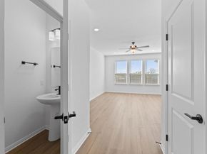 528 Knot DR, Leander TX 78641