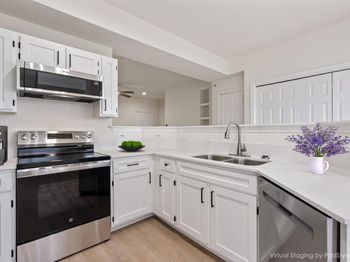 2320 Gracy Farms LN
