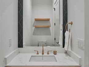 2209 Woodland Ave 603, Austin TX 78741