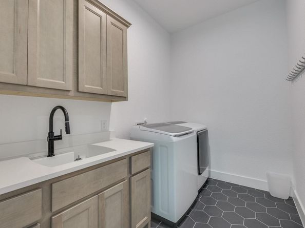 508 Alava WAY, Liberty Hill TX 78642