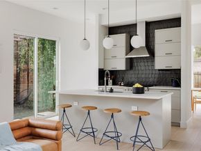 4425 Jinx Ave 1, Austin TX 78745