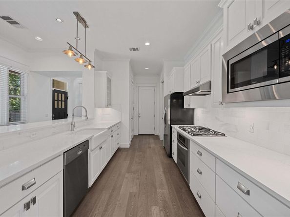 1403 W 12th ST B, Austin TX 78703