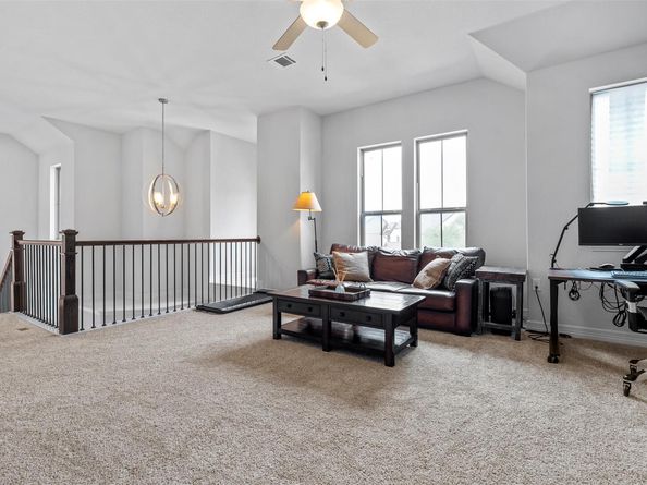 236 Diamondback DR, Georgetown TX 78628