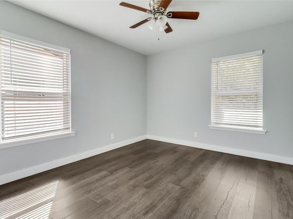 4810 Creekwood RD, Austin TX 78723