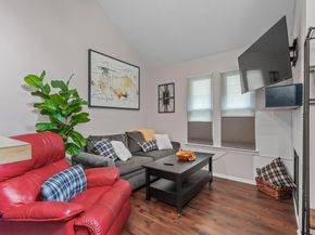 5608 Cougar DR 226, Austin TX 78745