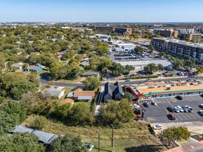 6620 Isabelle DR A, Austin TX 78752