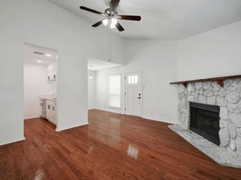 913 Sirocco DR