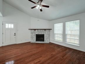 913 Sirocco DR A & B, Austin TX 78745