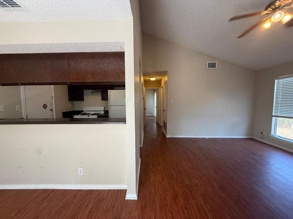 913 Sirocco DR A & B, Austin TX 78745