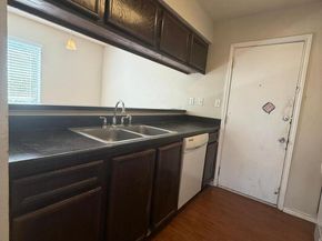 913 Sirocco DR A & B, Austin TX 78745