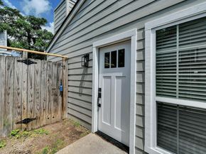 913 Sirocco DR A & B, Austin TX 78745