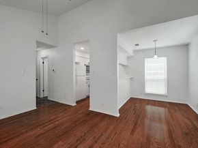 913 Sirocco DR A & B, Austin TX 78745