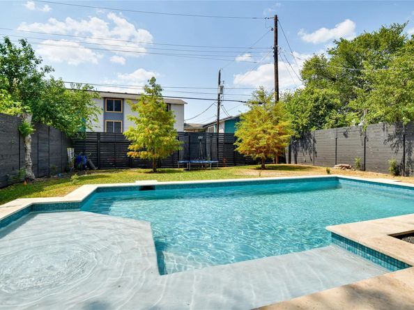 7810 Hardy DR, Austin TX 78757