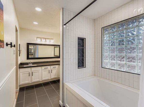 2912 Wadsworth WAY, Austin TX 78748