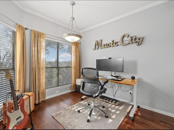 6000 Shepherd Mountain CV 2202, Austin TX 78730