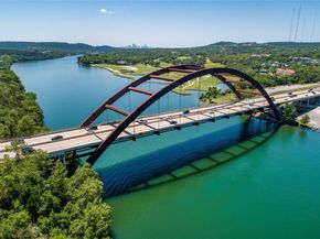 6000 Shepherd Mountain CV 2202, Austin TX 78730